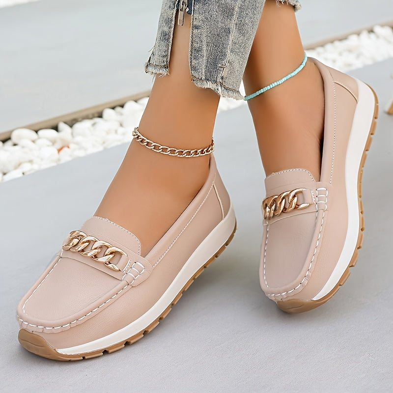 MOCASSINI LEGGERI CON DETTAGLIO CATENA